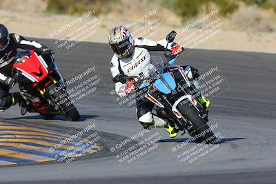 media/Dec-18-2022-SoCal Trackdays (Sun) [[8099a50955]]/Turn 10 (140pm)/